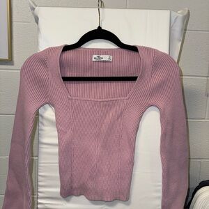 Hollister Women's Pink Sweater
